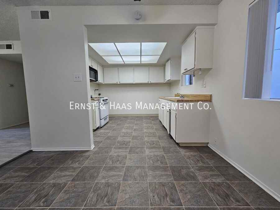 282 Molino Ave #B - Photo 5 of 17