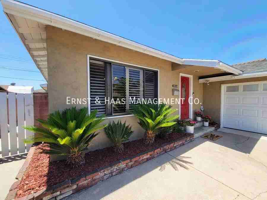 3520 E Curry St - Photo 2 of 42