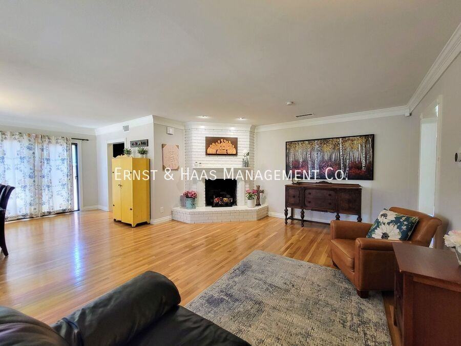 3520 E Curry St - Photo 7 of 42