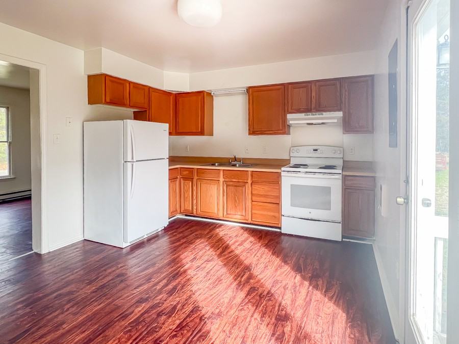 496 Lancaster Creek Dr #NA - Photo 4 of 15