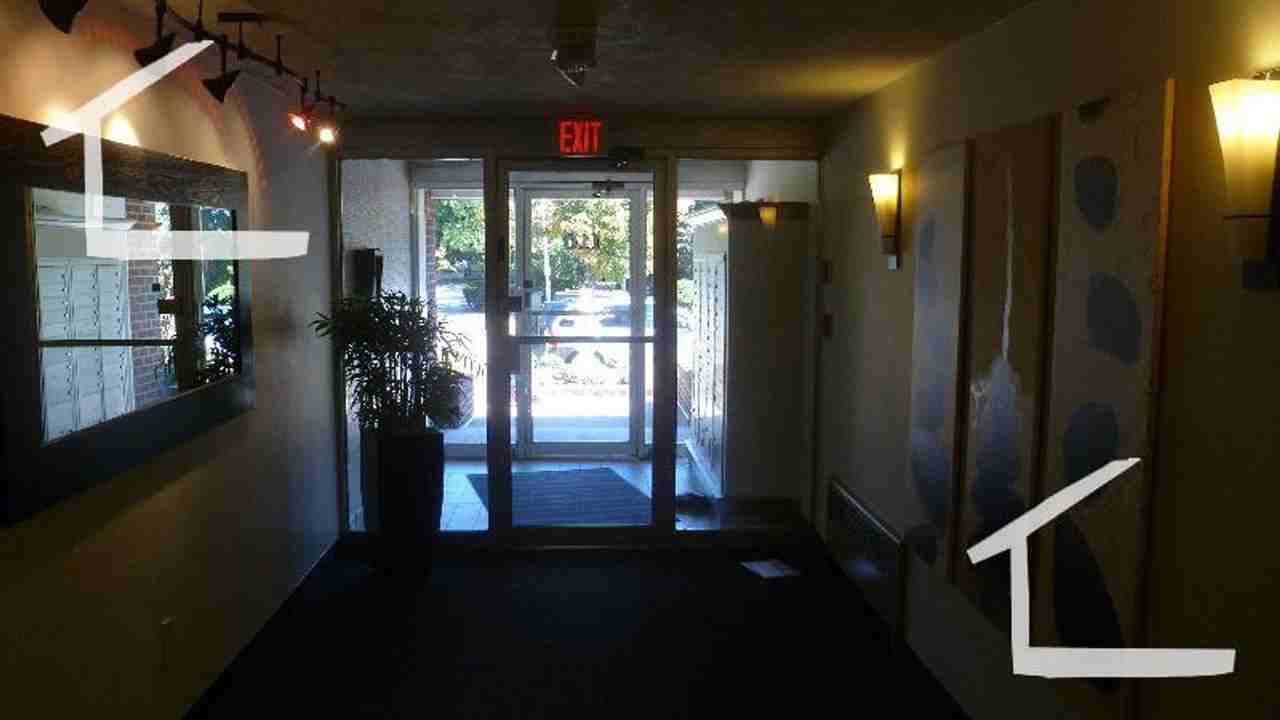 110B Babcock St - Photo 2 of 9