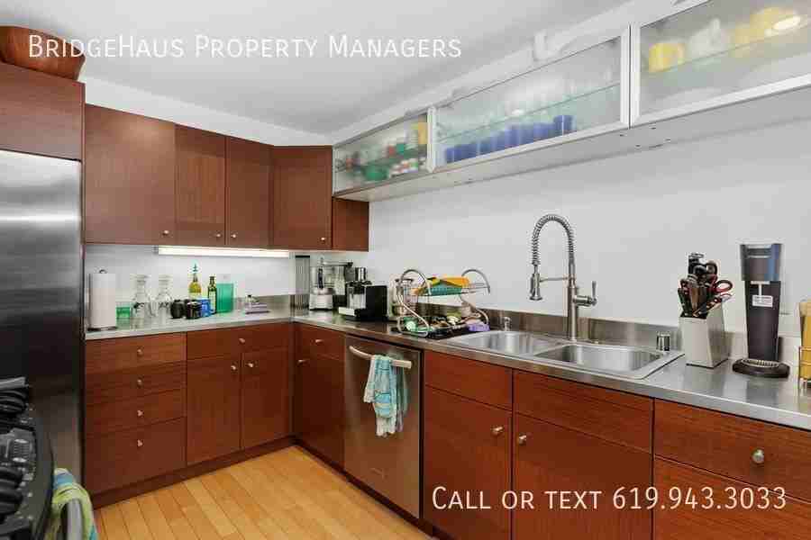 3033 India St #4 - Photo 6 of 26