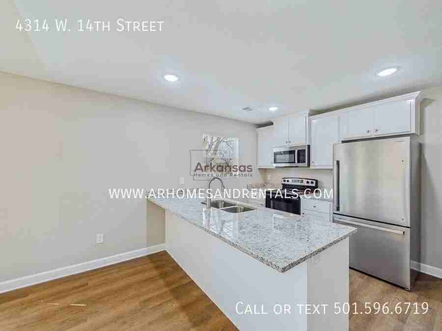 4314 W 14th St - Photo 4 of 12