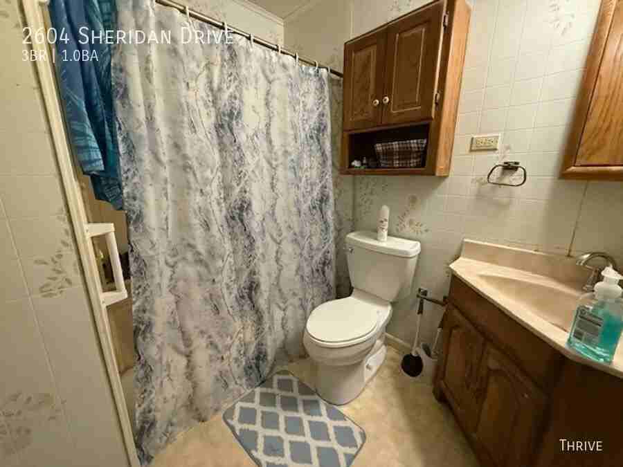 2604 Sheridan Dr - Photo 5 of 9