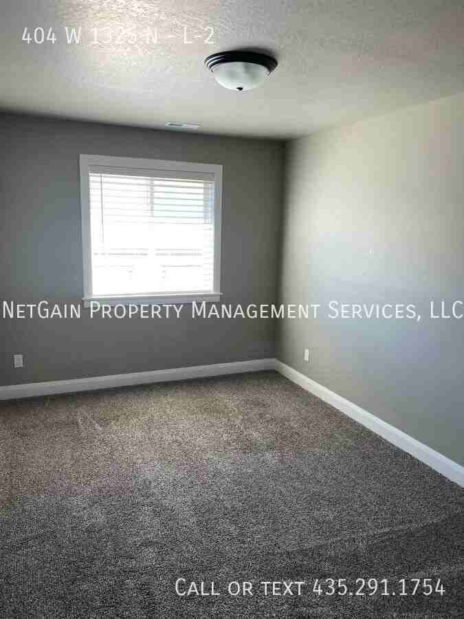 404 W 1325 N #L2 - Photo 6 of 6