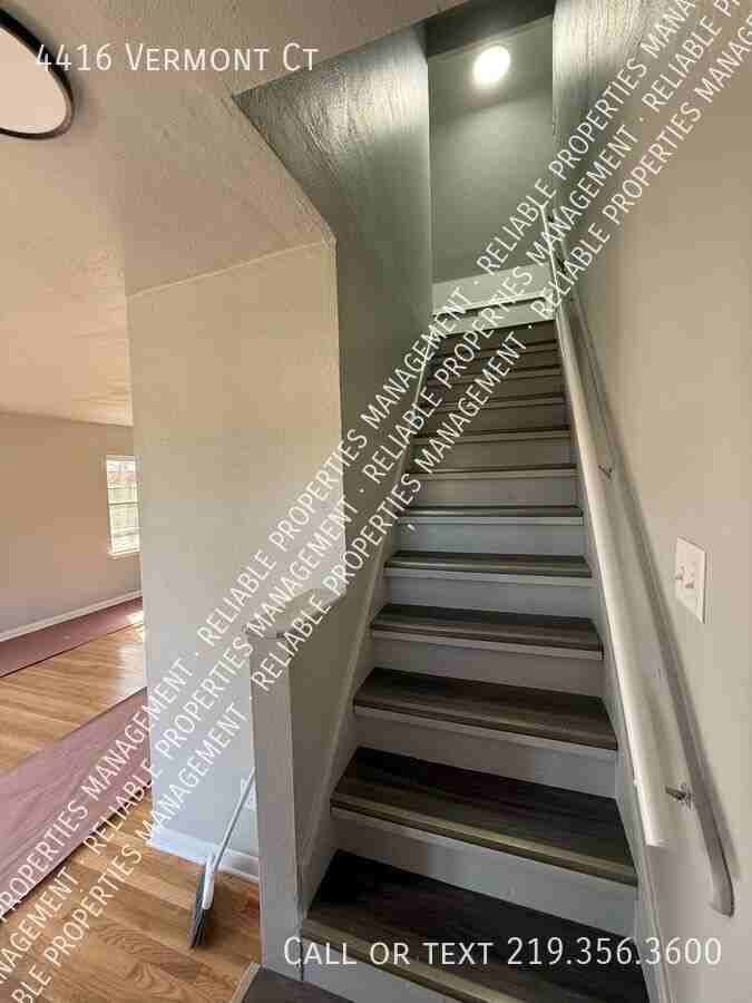 4416 Vermont Ct - Photo 2 of 9