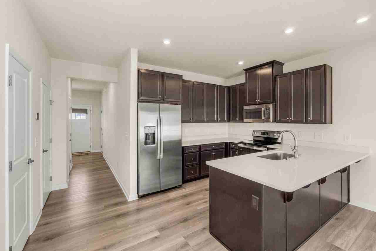 247 Pryor Dr - Photo 7 of 43