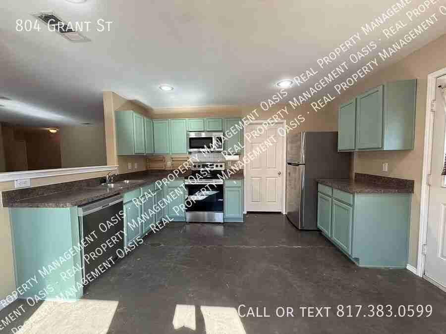 804 Grant St - Photo 6 of 15