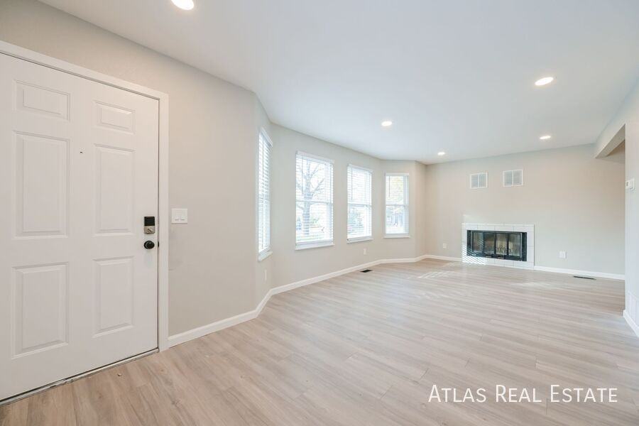 11403 E Ellsworth Pl - Photo 2 of 24