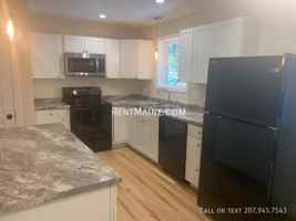 featured image of 50 Walter St #4