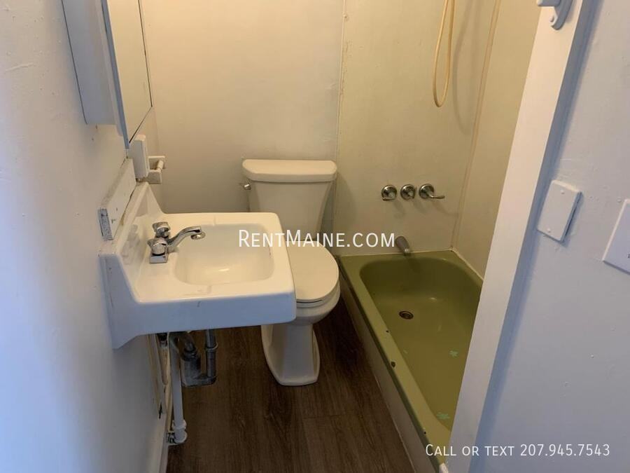 97 Center St #2 - Photo 6 of 14