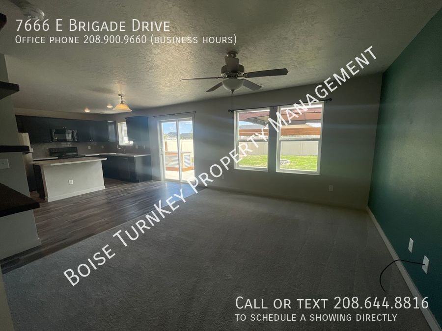 7666 E Brigade Dr - Photo 5 of 33