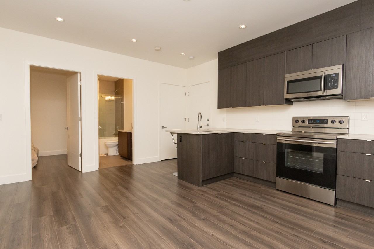 7230 Kitchener Street - Photo 5 of 13