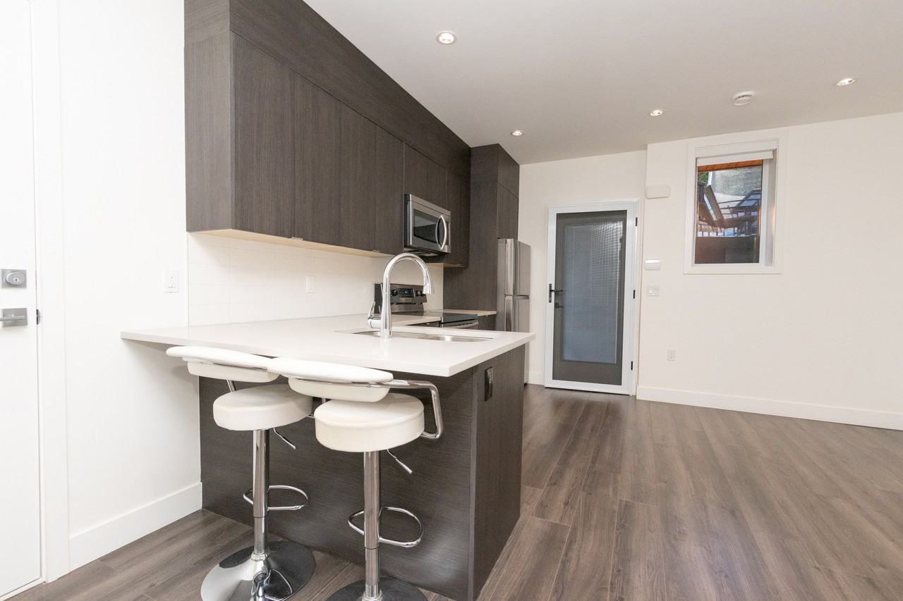7230 Kitchener Street - Photo 7 of 13
