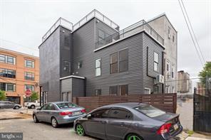 1214 S 15th St #2 - Photo 6 of 8