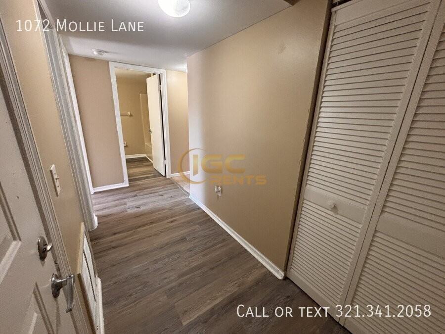 1072 Mollie Ln - Photo 2 of 14