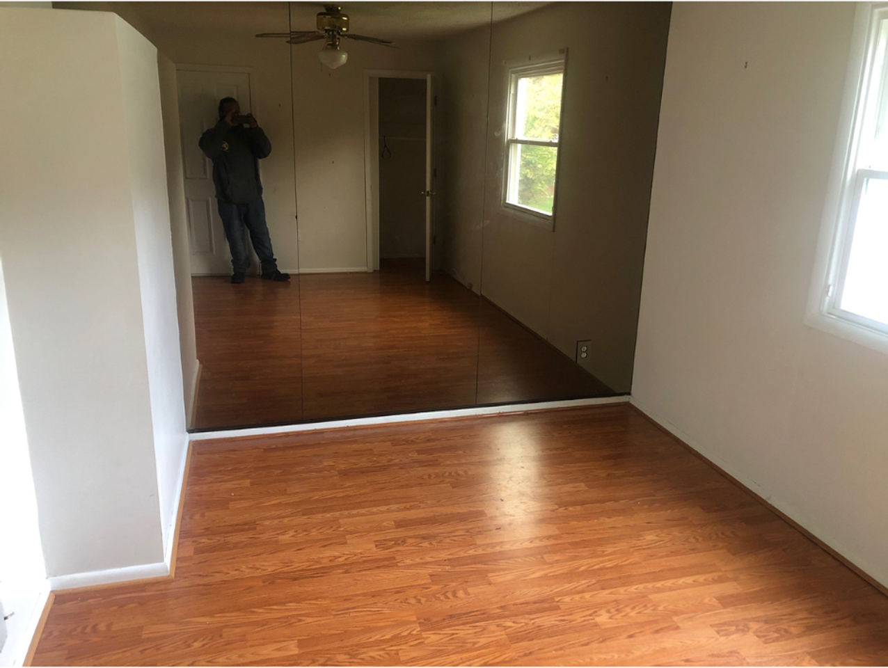 9083 Meadow Heights Rd - Photo 5 of 46