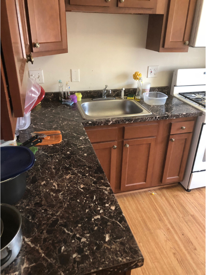 9083 Meadow Heights Rd - Photo 7 of 46