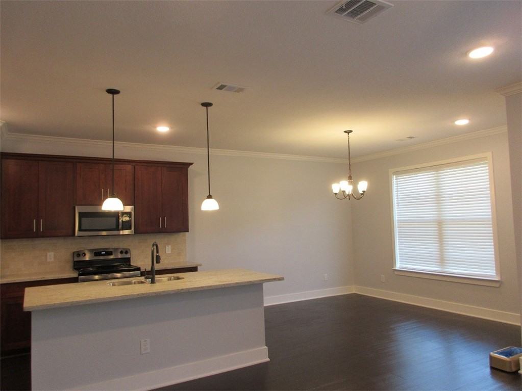 2106 Crescent Pointe Pkwy #2106 - Photo 6 of 19