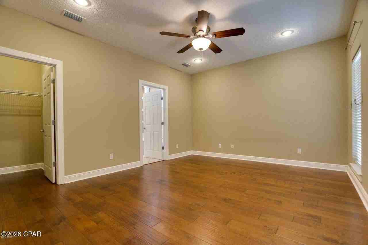 4026 Oak Forest Dr #4026 - Photo 2 of 22