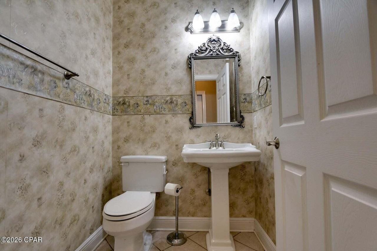 4026 Oak Forest Dr #4026 - Photo 4 of 22