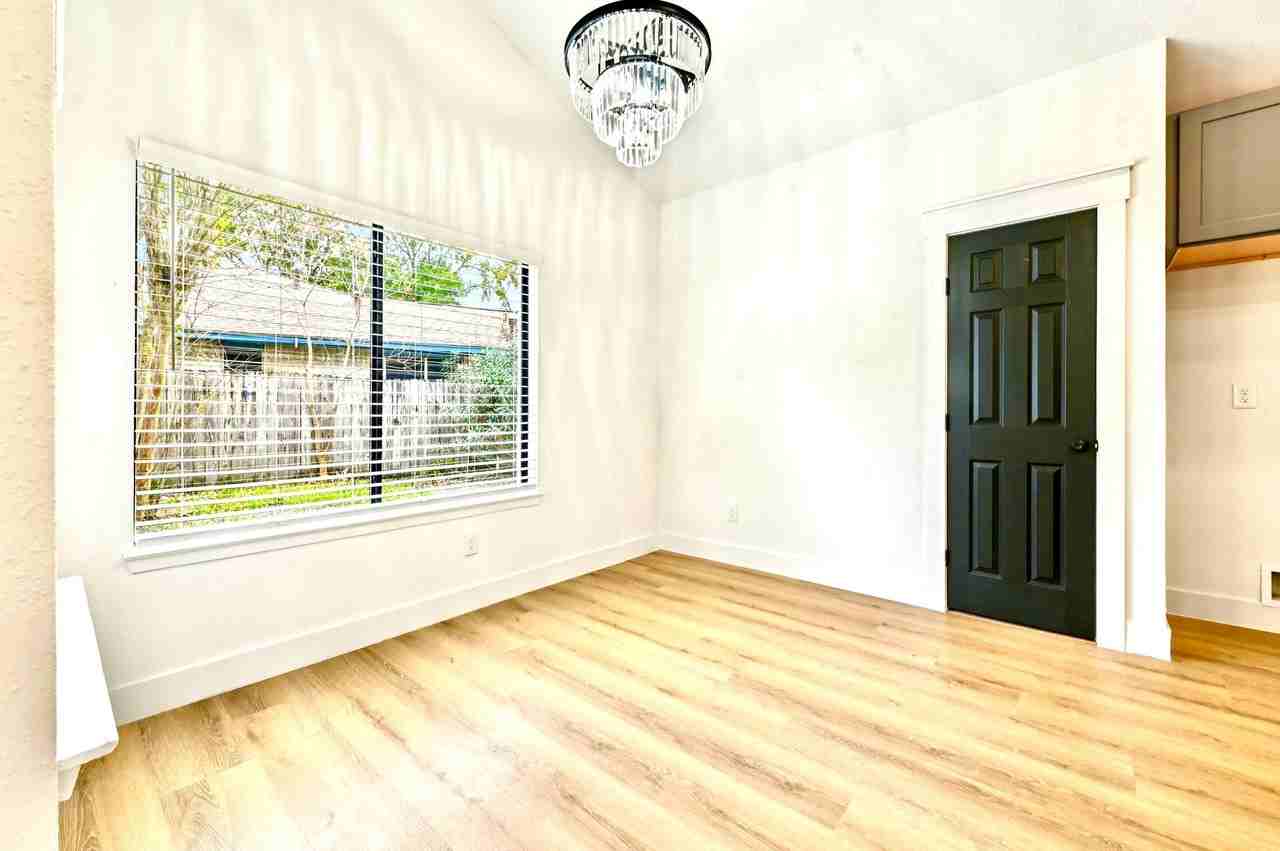 17307 Eden Ct #17307 - Photo 4 of 31