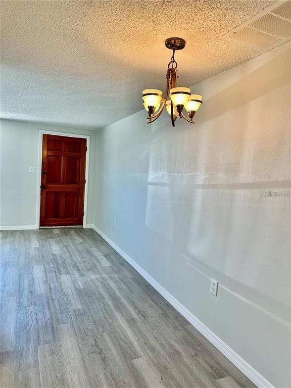 4930 Getner St #4930 - Photo 4 of 46