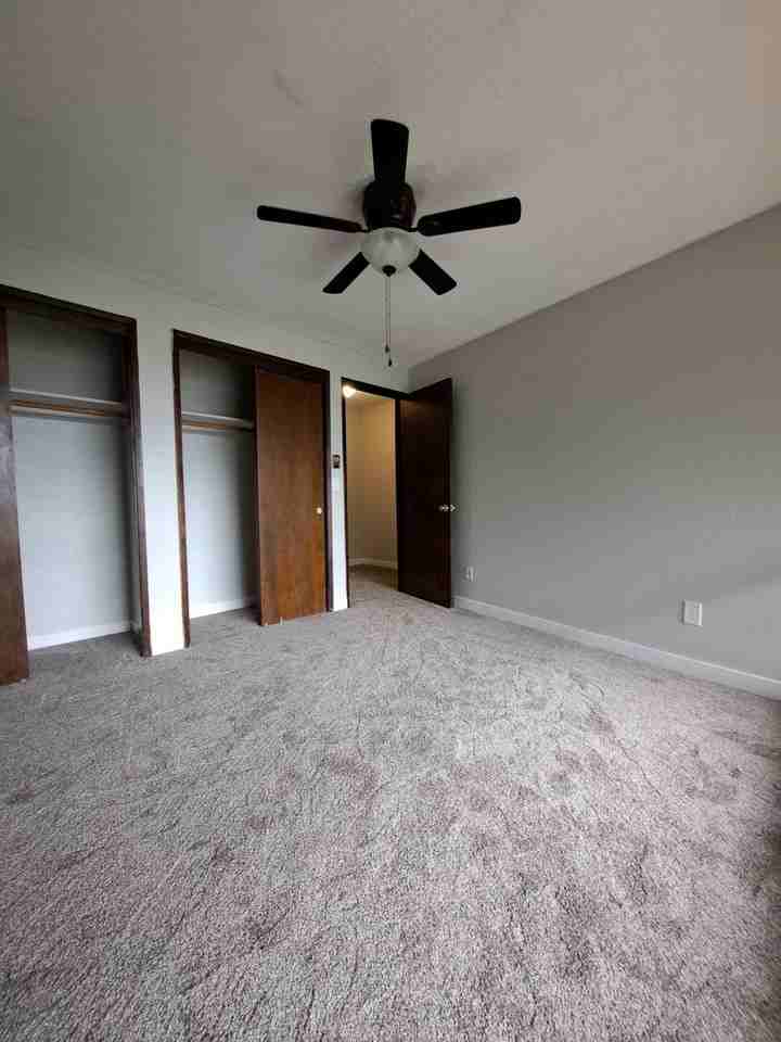 231 S Lafayette Ave - Photo 3 of 14