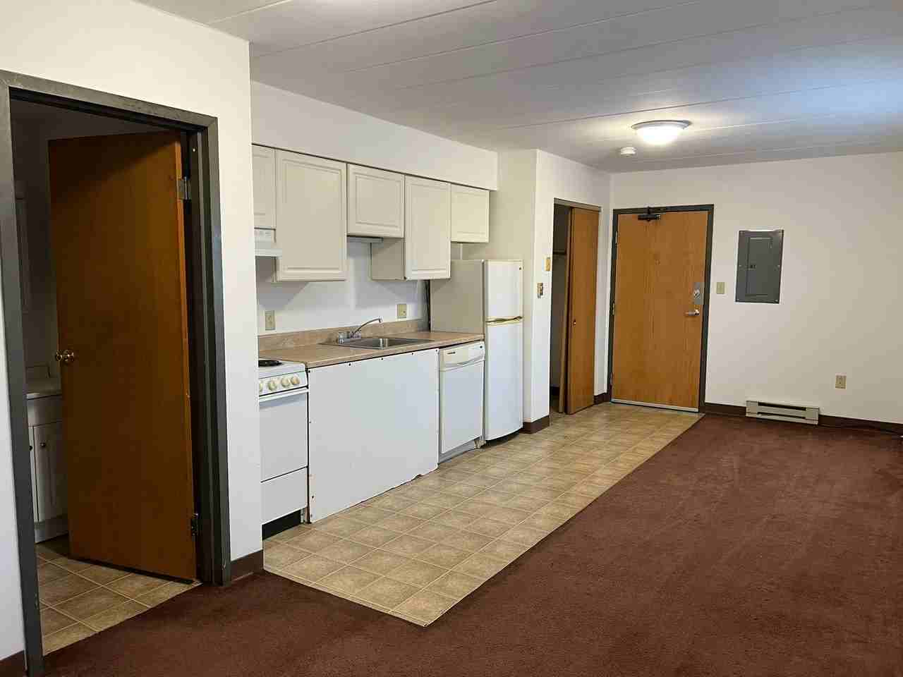 916 Greenbrier Road - Photo 4 of 4