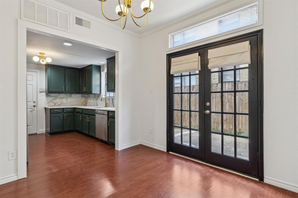 4111 Herschel Ave #4111-2 - Photo 4 of 20