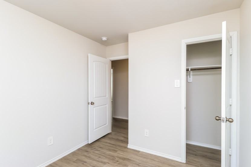 21819 King Heights Ln #21819 - Photo 7 of 13