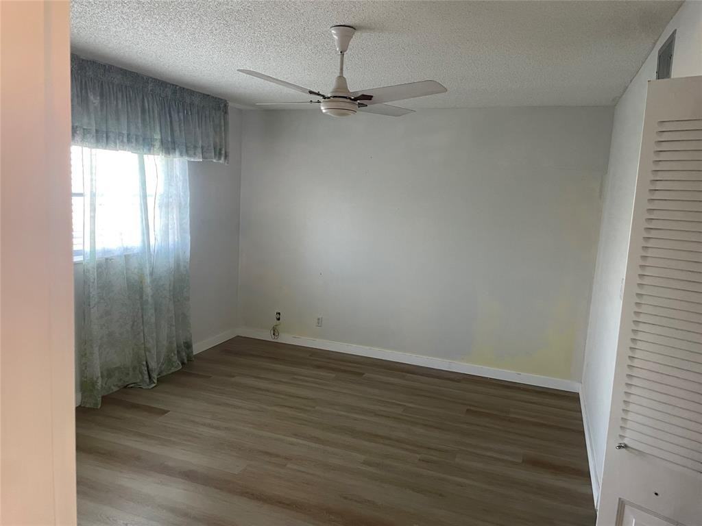 1025 Country Club Dr #1025-302 - Photo 3 of 27