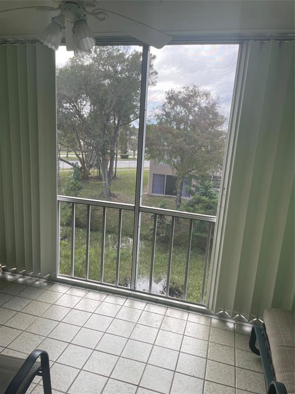 1025 Country Club Dr #1025-302 - Photo 5 of 27