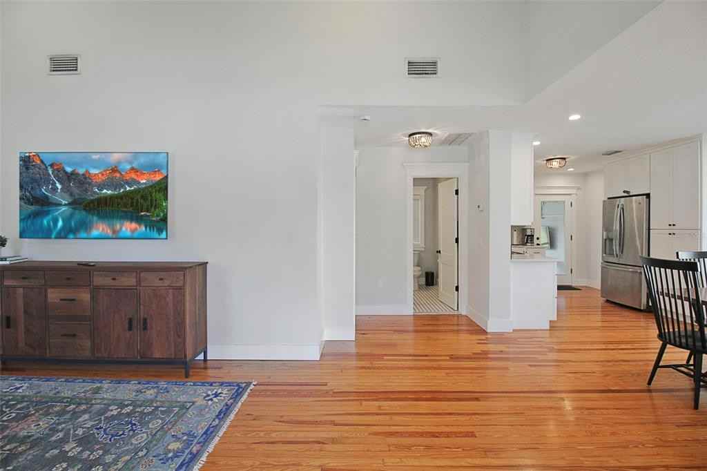 2321 18th Ave W #2321 - Photo 2 of 37