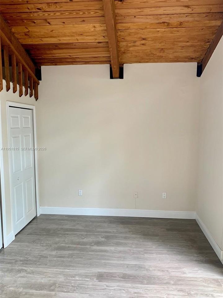 11318 Sw 114th Circle Ter #11318 - Photo 4 of 30