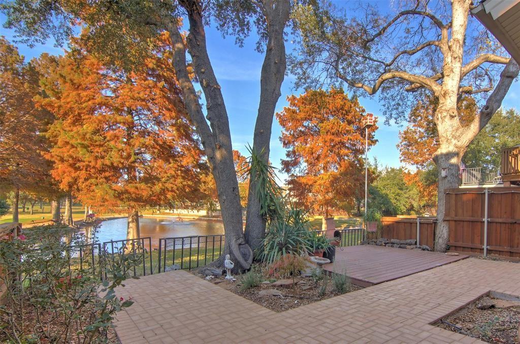 2933 Country Place Cir #2933 - Photo 3 of 34