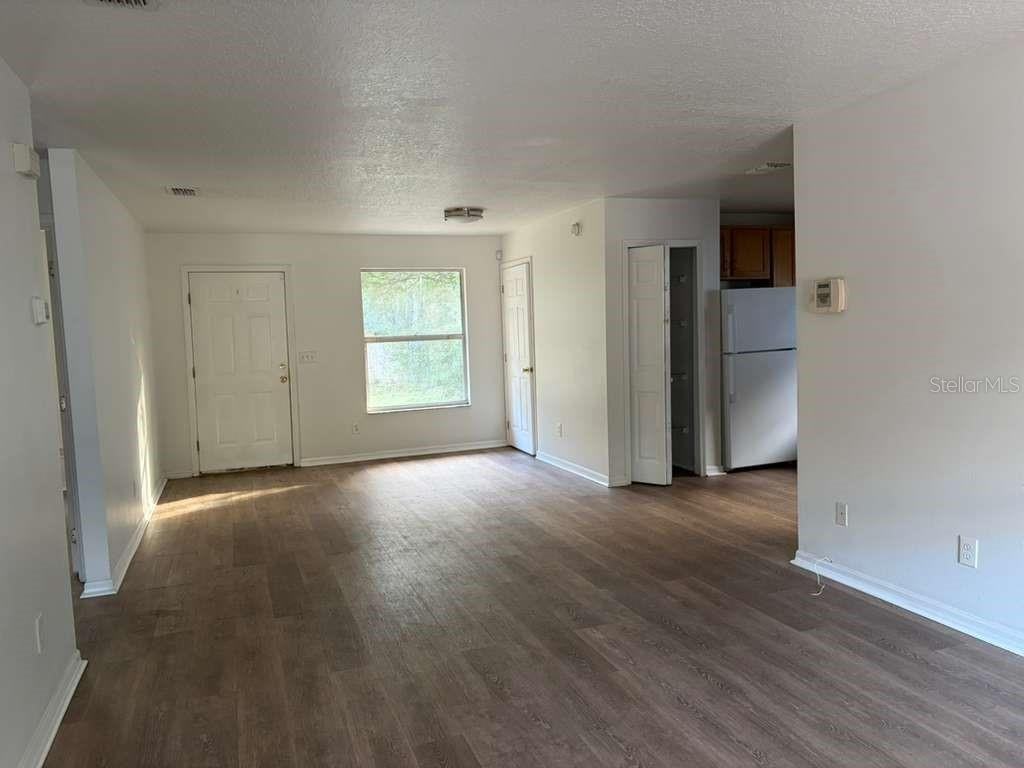 548 E Walts Ave #548 - Photo 7 of 26