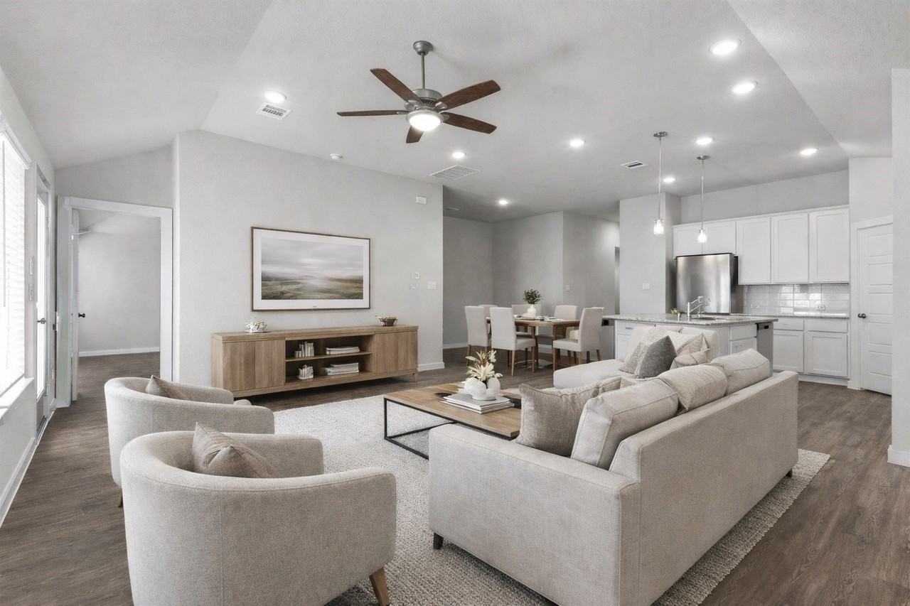 3003 Middleton Dr #3003 - Photo 2 of 18