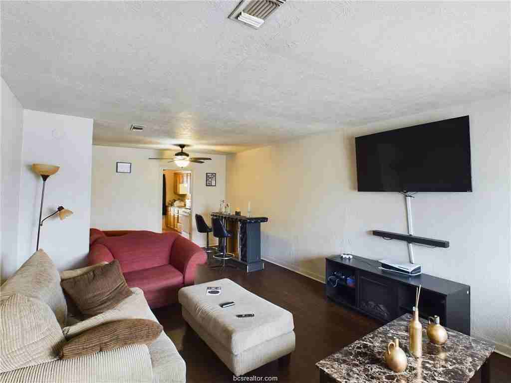 1318 Antone St #1318A - Photo 7 of 7