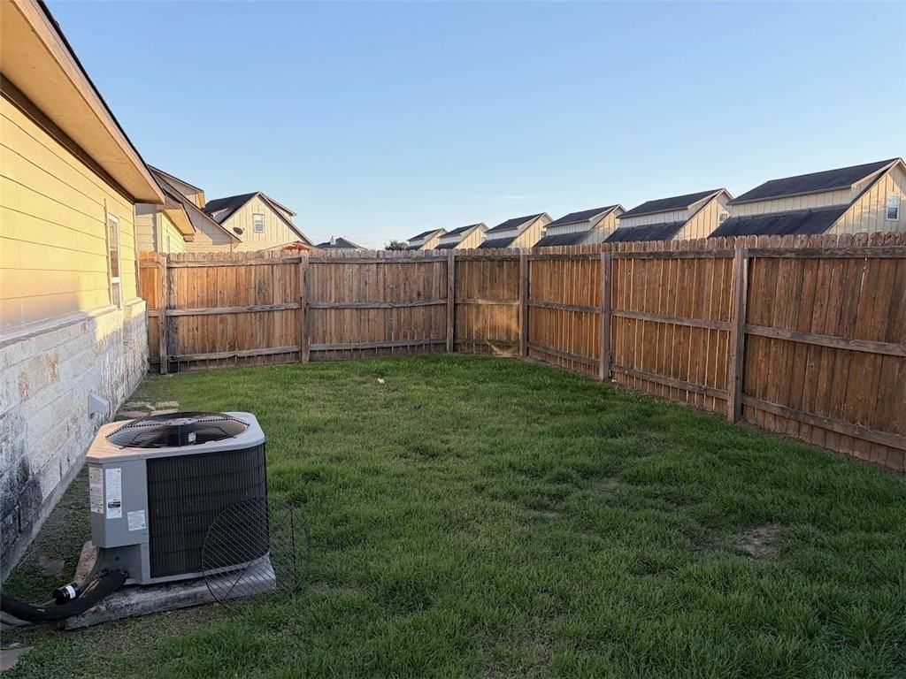 3411 Cullen Trl #3411 - Photo 2 of 9