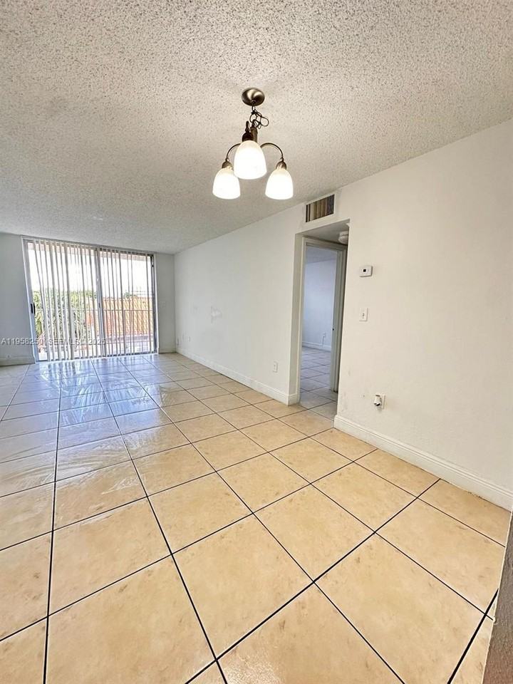 1805 Sans Souci Blvd #1805-420 - Photo 6 of 10