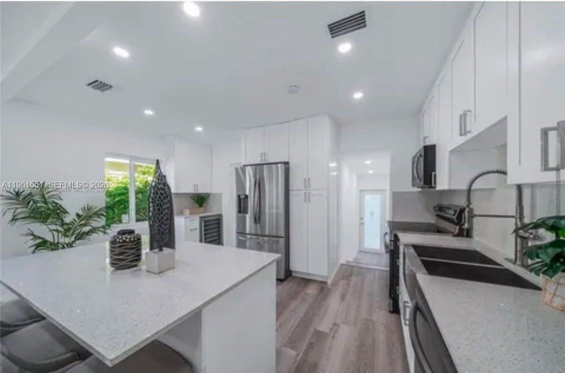 15 Oviedo Ave #15 - Photo 4 of 10