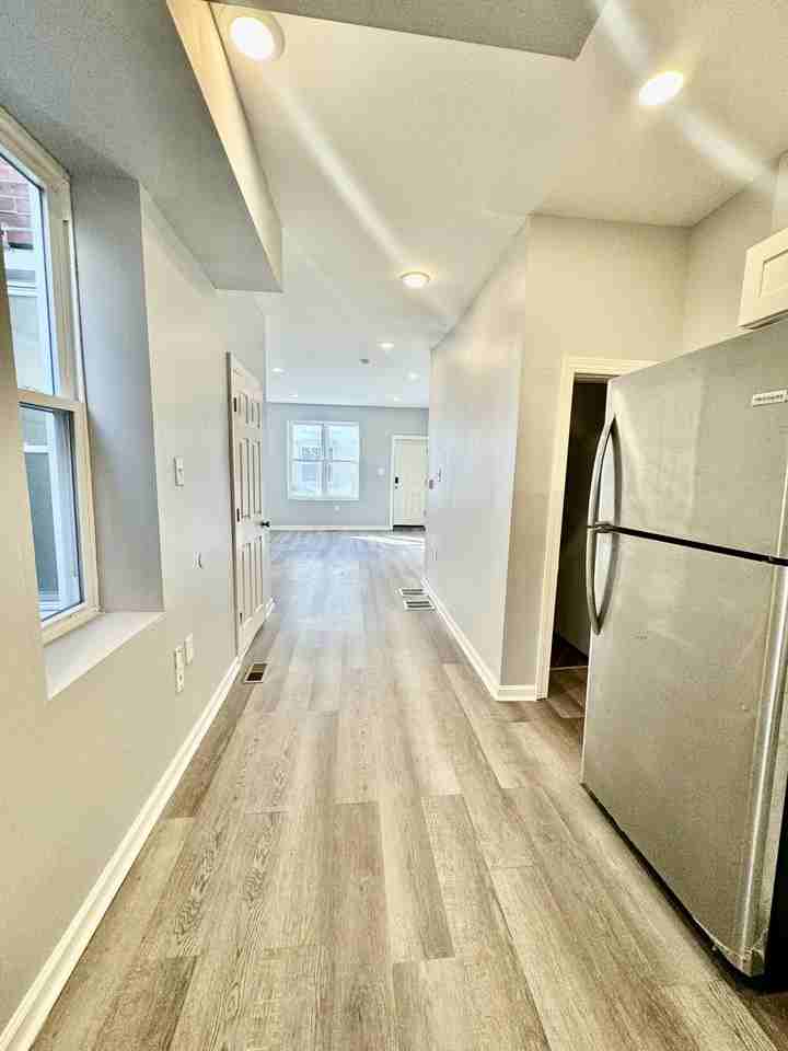 2661 N Colorado St - Photo 3 of 12