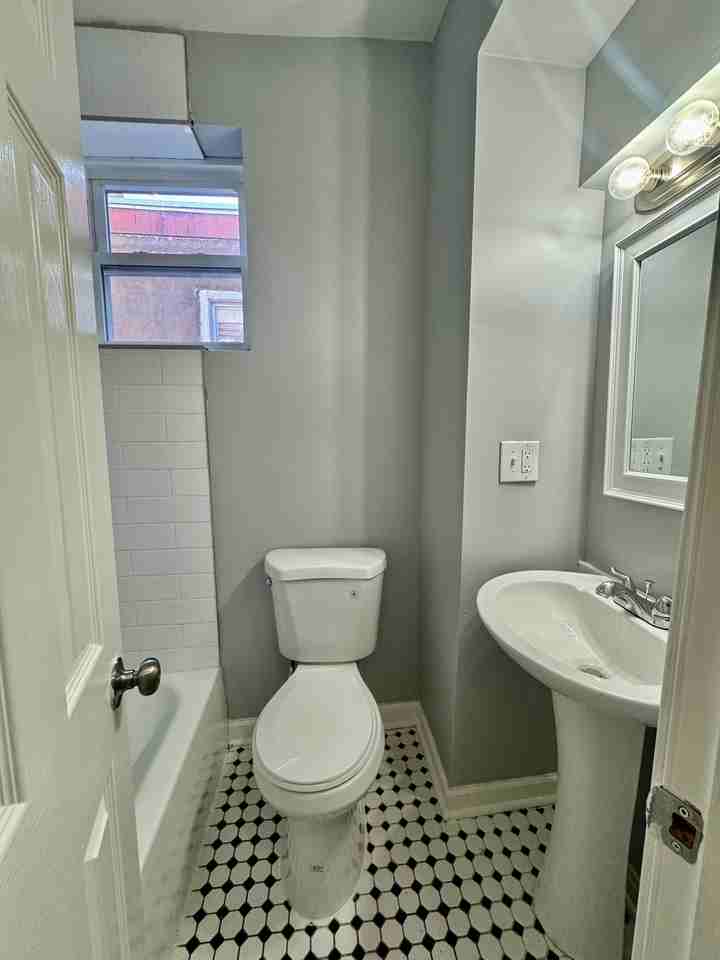 2661 N Colorado St - Photo 5 of 12