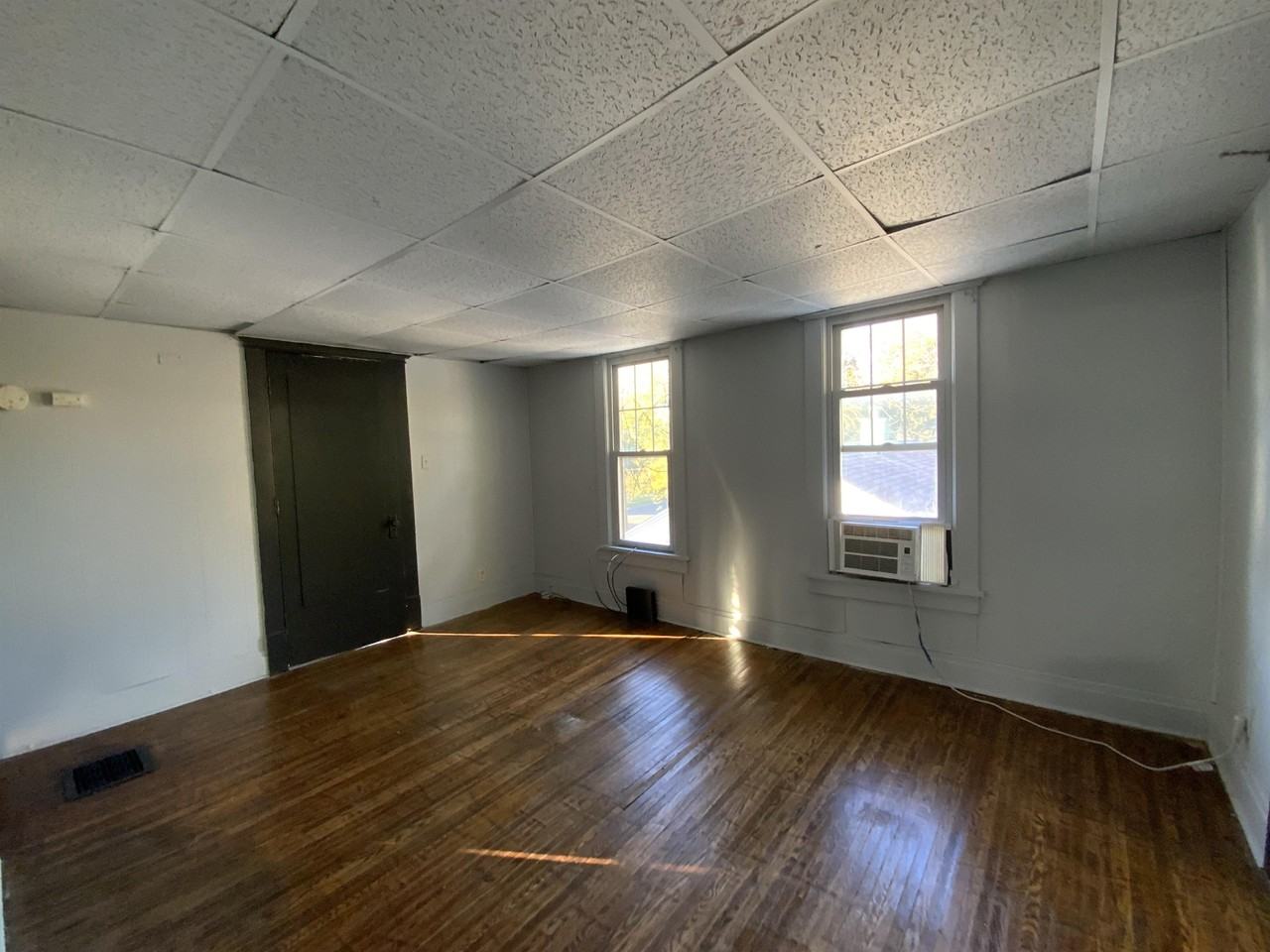 N Collett St - Photo 6 of 15