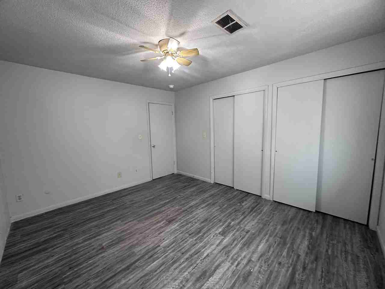 1005 Oak St Apt 9 - Photo 5 of 9