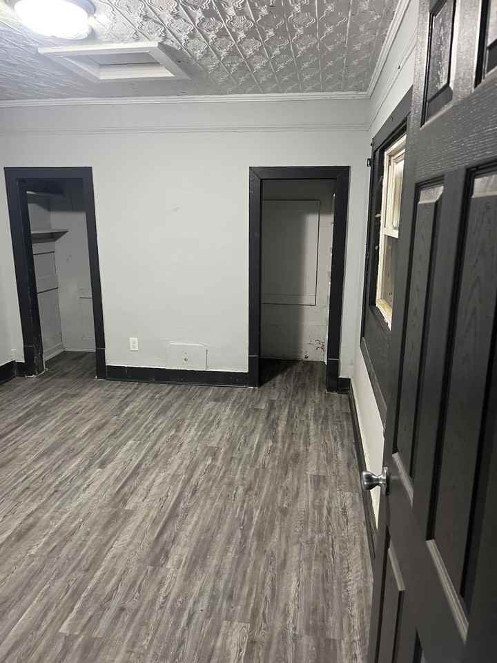 622 Highland Blvd - Photo 2 of 11