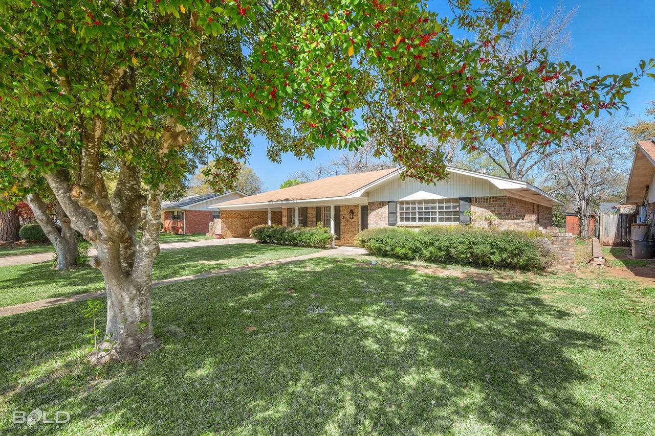 2307 Melrose Ave - Photo 5 of 38