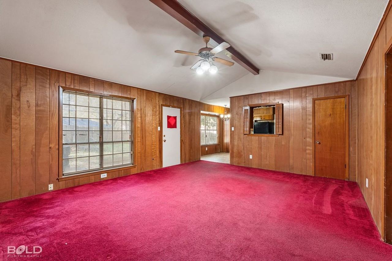 2935 Salem Dr - Photo 7 of 18