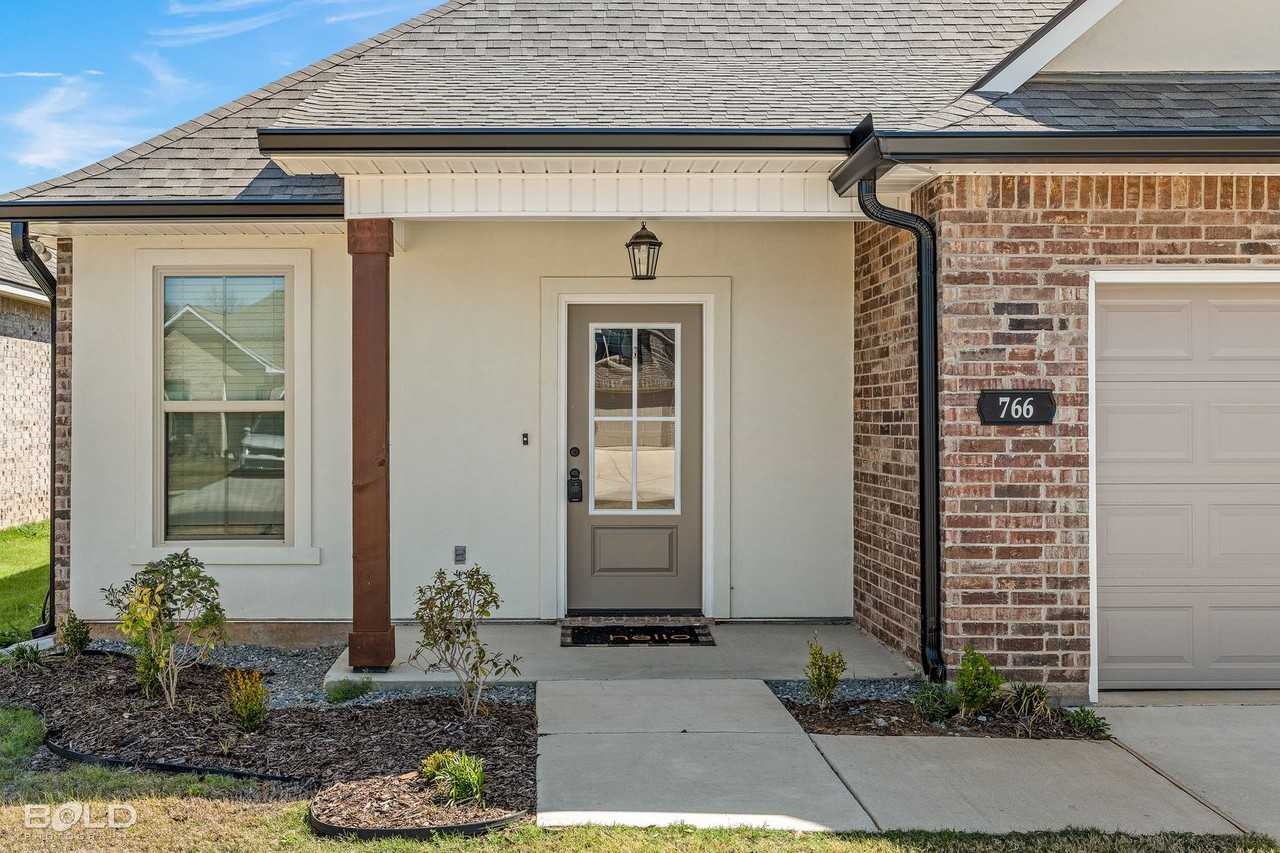 766 Crozier Dr - Photo 2 of 42